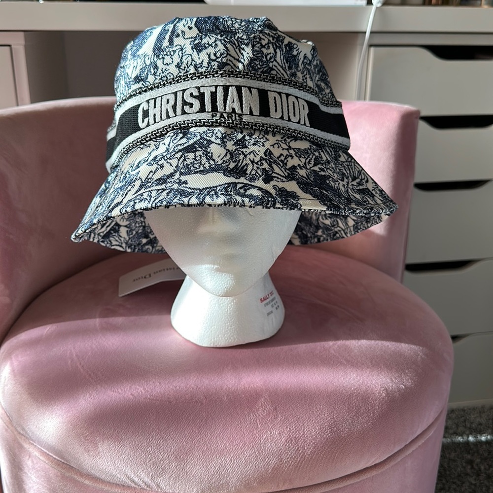 Christian Dior bucket hat.